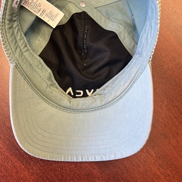 New RVCA hat - Picture 7 of 8